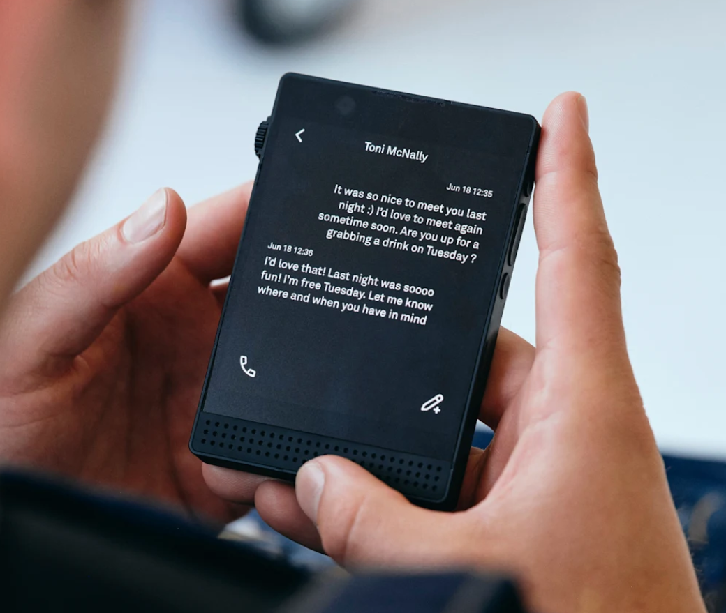 Light Phone 3 - Nesten ny